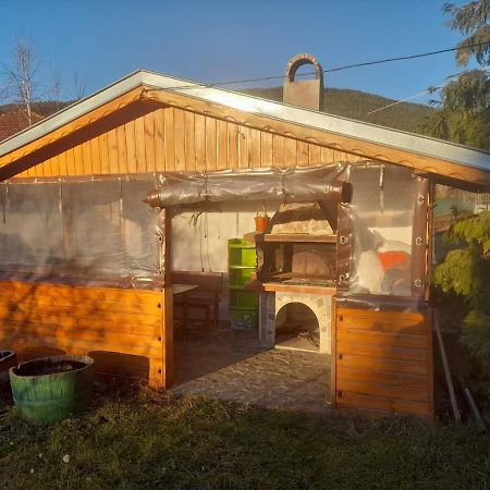 Къща За Гости Дани Govedartsi Exterior foto
